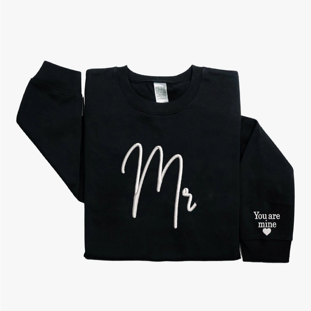 White Sweatshirt with Black Script - image 3